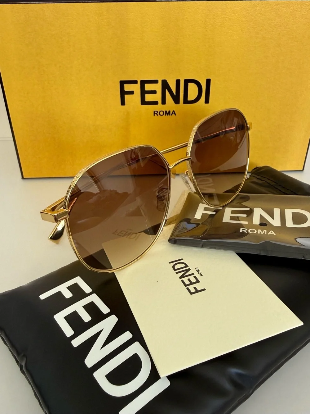 NEW!!! Fendi metal women sunglasses FE40059U 30P Authentic